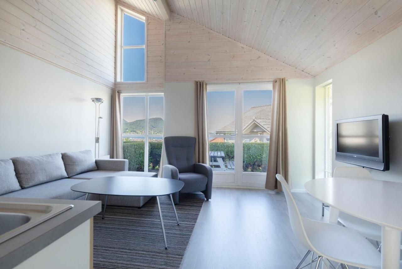 Aursnes Hotell Sykkylven المظهر الخارجي الصورة