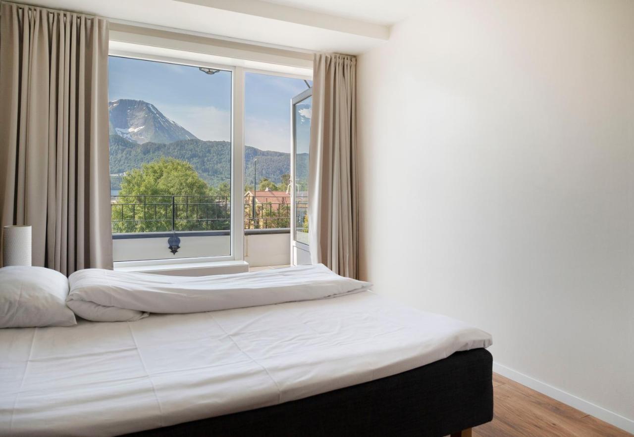 Aursnes Hotell Sykkylven المظهر الخارجي الصورة