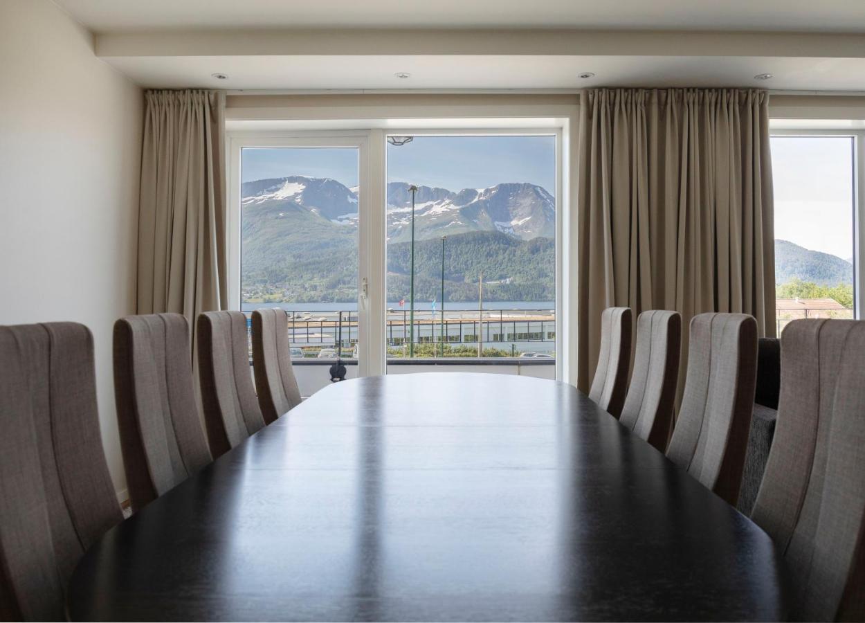 Aursnes Hotell Sykkylven المظهر الخارجي الصورة
